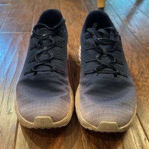 No Bull Ripstop running shoes, women’s size 10